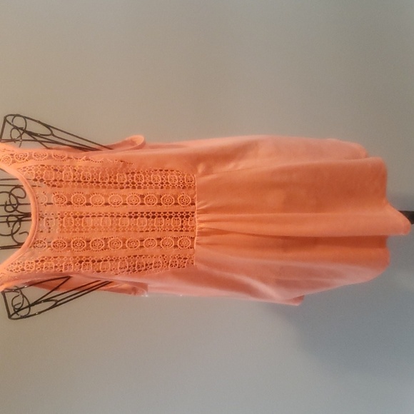 Summer Top - Picture 2 of 3